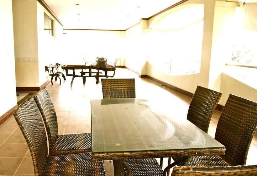 ホテル Villa Maria Luisa