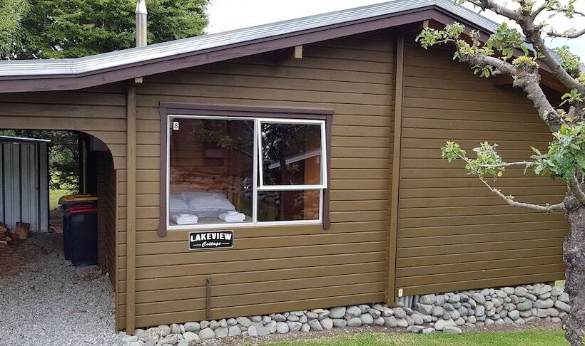 Lakeview Cottage