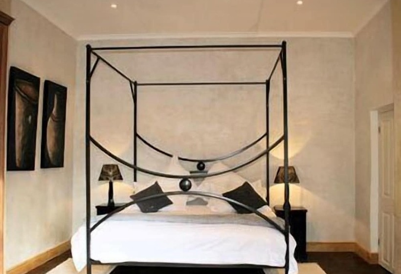 بنسيون 20 On Church