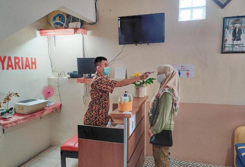 膳宿费 Ayuning Guest House Syariah Semarang Mitra Reddoorz