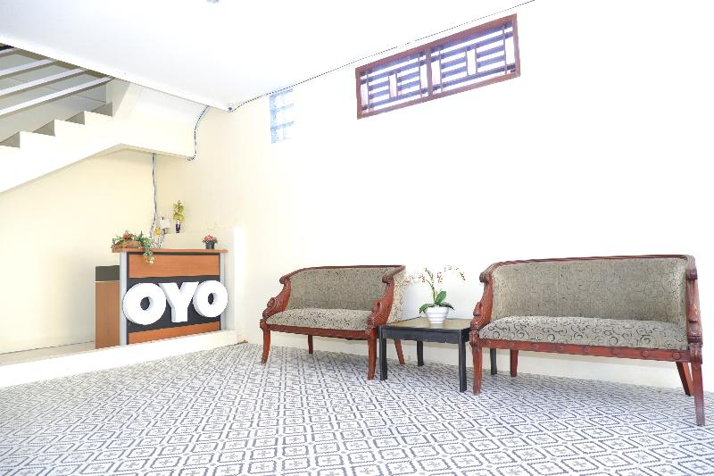 膳宿费 Ayuning Guest House Syariah Semarang Mitra Reddoorz