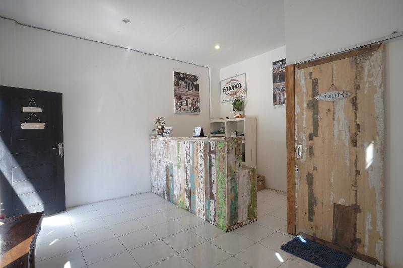 ペンション Cajoma Guesthouse By Oyo Rooms