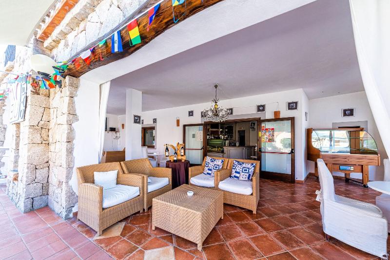 بنسيون Il Faro Di Molara