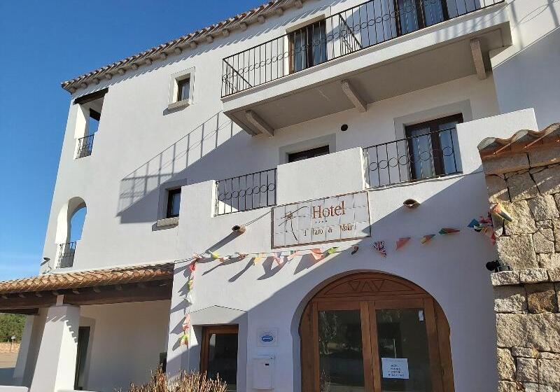 بنسيون Il Faro Di Molara