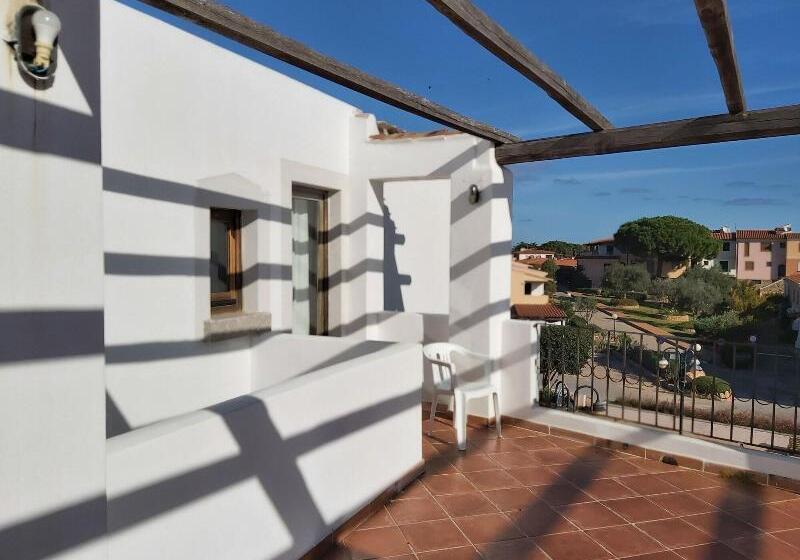 بنسيون Il Faro Di Molara