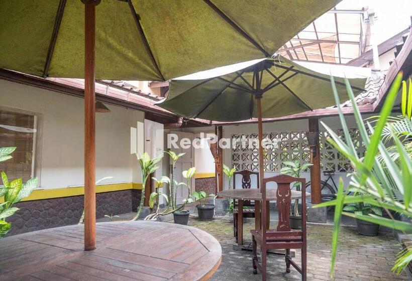 Пансион Monginsidi Guest House Syariah Malioboro Yogyakarta Mitra Reddoorz