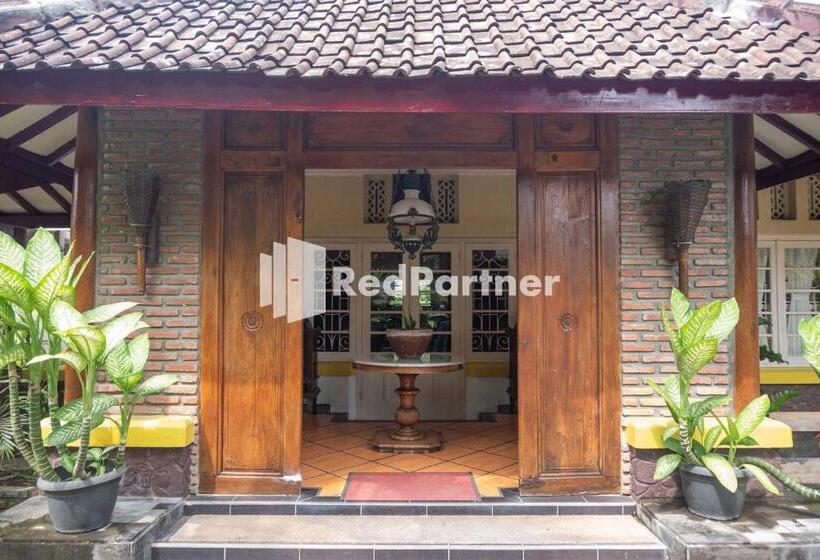 Пансион Monginsidi Guest House Syariah Malioboro Yogyakarta Mitra Reddoorz