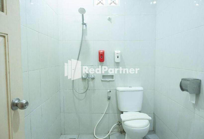 Пансион Monginsidi Guest House Syariah Malioboro Yogyakarta Mitra Reddoorz