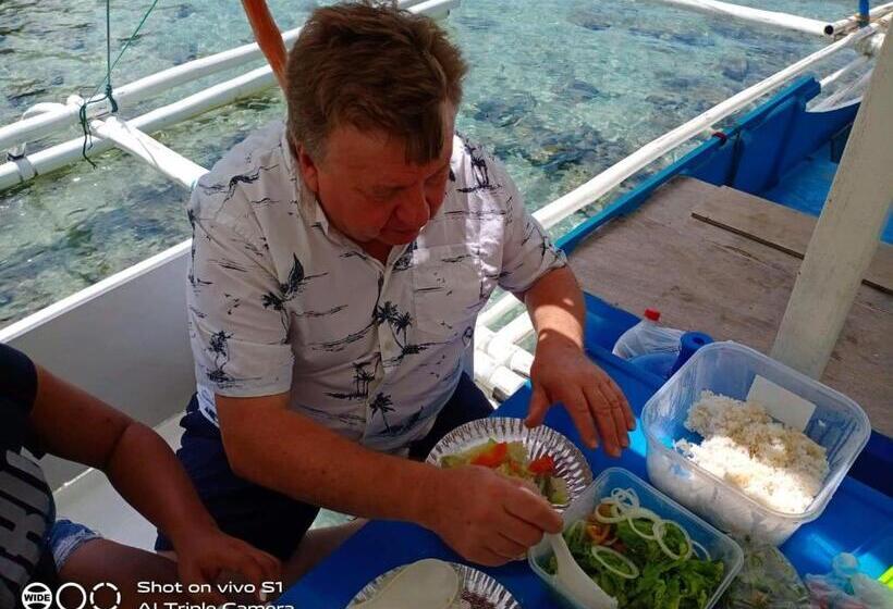 פנסיון Purple Guesthouse