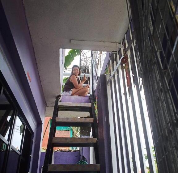 פנסיון Purple Guesthouse