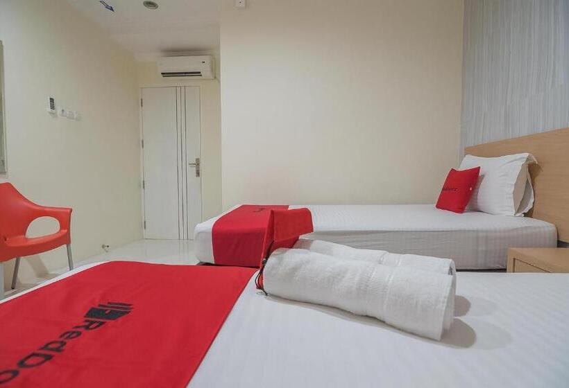 膳宿费 Reddoorz Near Mt Haryono Semarang