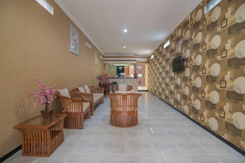 膳宿费 Reddoorz Near Mt Haryono Semarang