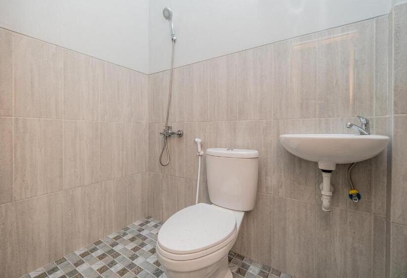 膳宿费 Reddoorz Syariah Near Batu Night Spectacular