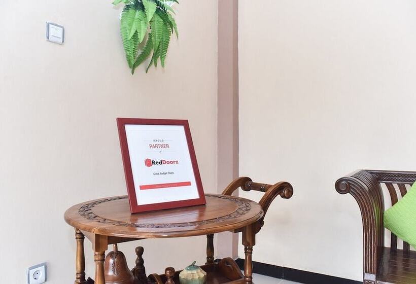 膳宿费 Reddoorz Syariah Near Batu Night Spectacular