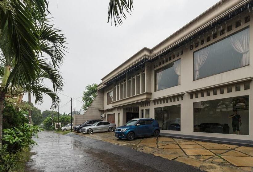 膳宿费 Reddoorz Syariah Near Taman Air Mancur Bogor