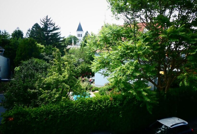 Prime Rooms Vienna Hostel