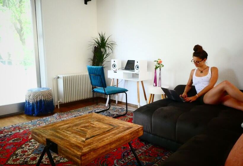 Prime Rooms Vienna   Hostel