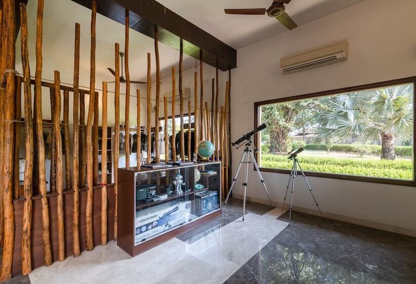 Soulacia Hotel And Resort