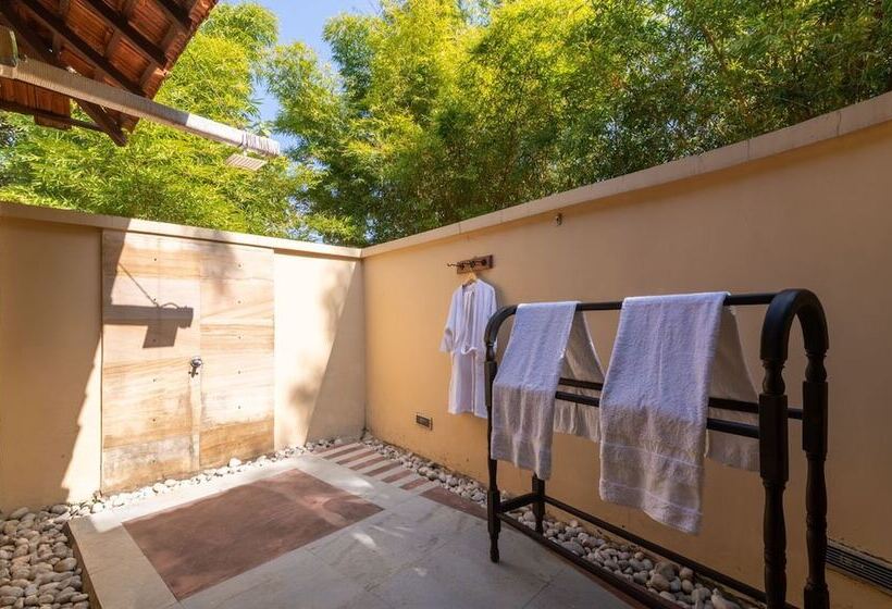 Soulacia Hotel And Resort