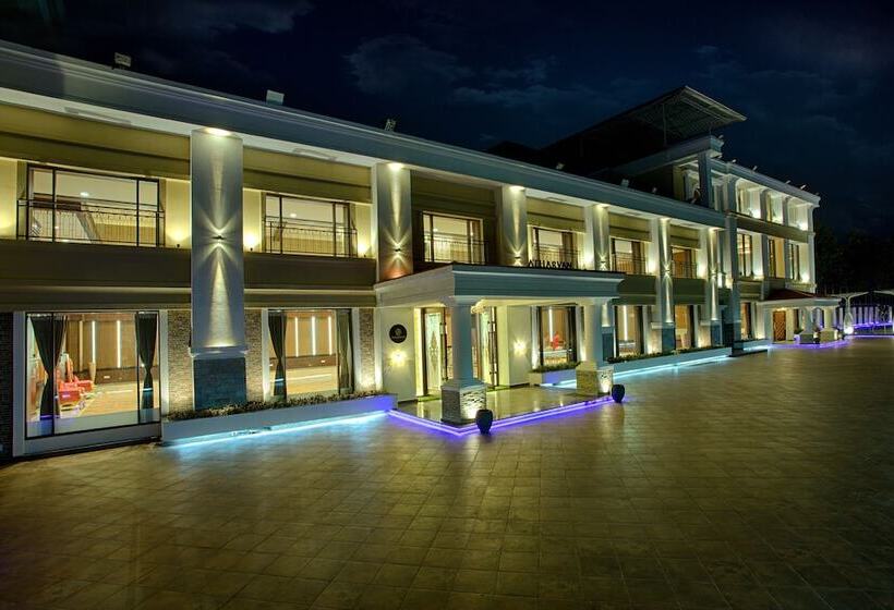 The Four Vedas Hotel & Resort