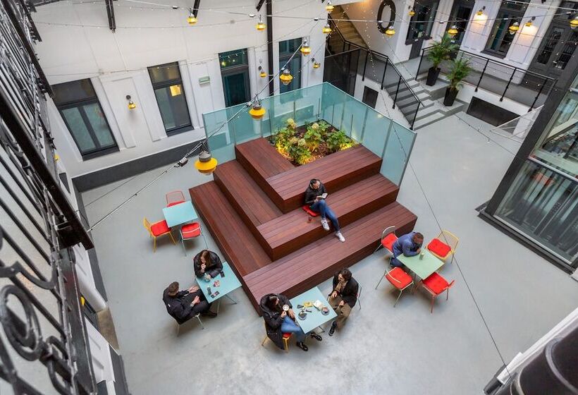 הוסטל a&o Budapest City