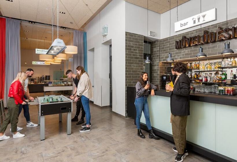 הוסטל a&o Budapest City