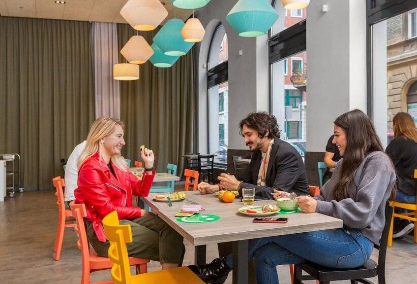 הוסטל a&o Budapest City