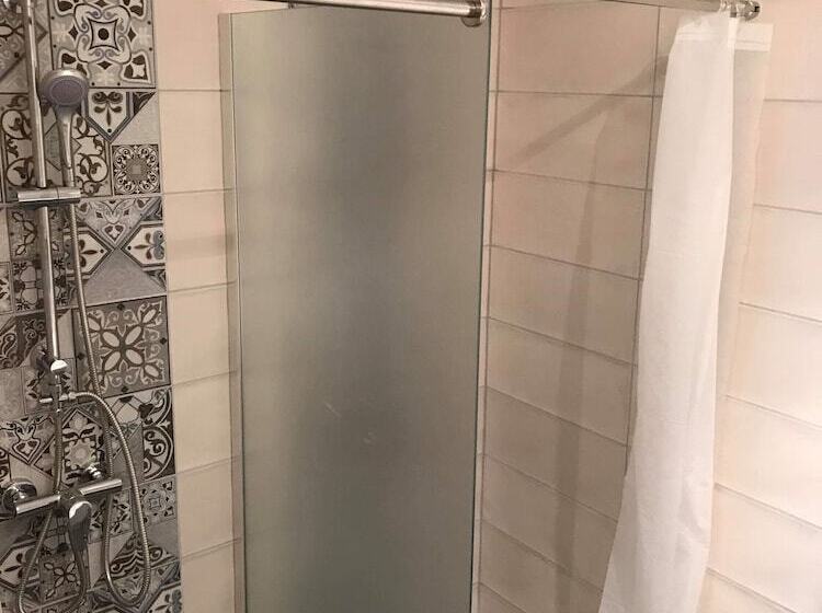 ユースホステル Castle Wall Inn