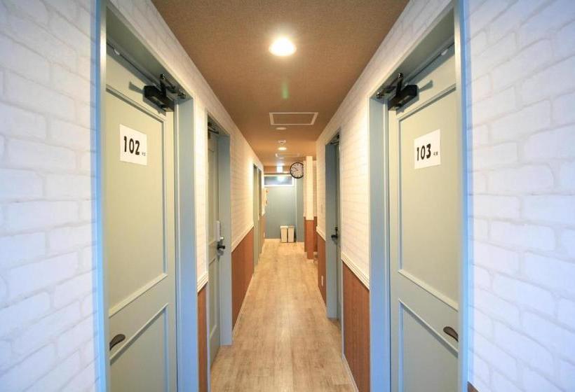 Общежитие Guesthouse Kobe Sannomiya