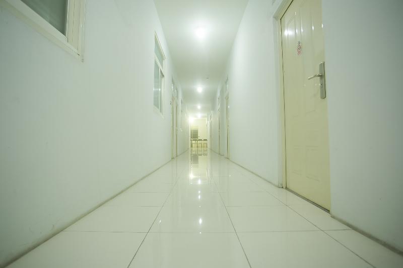 הוסטל Lapan Lapan By Oyo Rooms