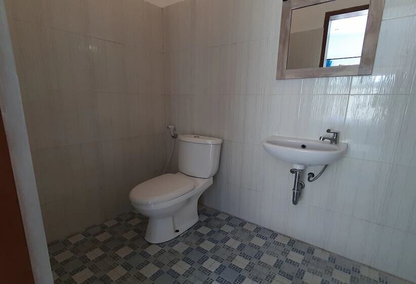 הוסטל Villa Sari By Oyo Rooms