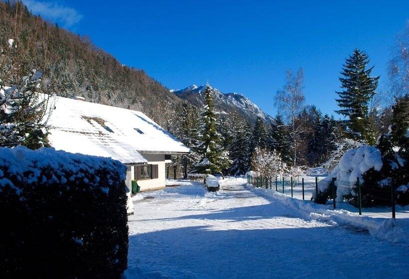 Apartments Trata Trata Resort