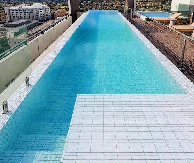 Avani Melbourne Box Hill Residences