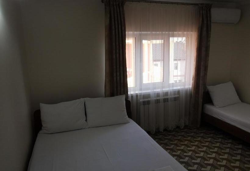 تختخواب و صبحانه Ellina Guest House