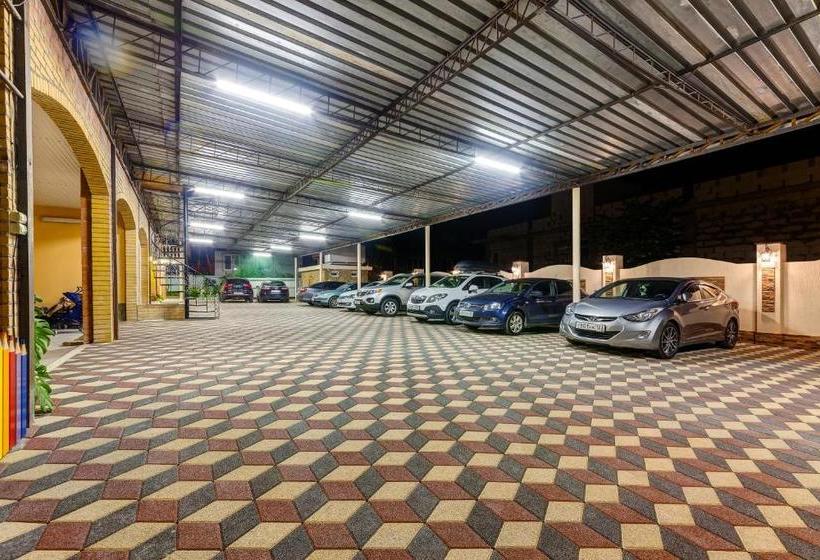 تختخواب و صبحانه Ellina Guest House