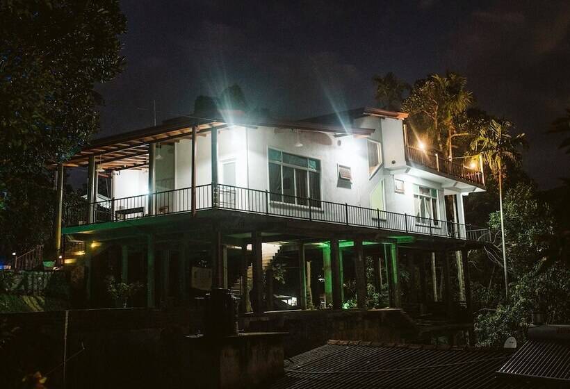 Bed and Breakfast Ella Floating View