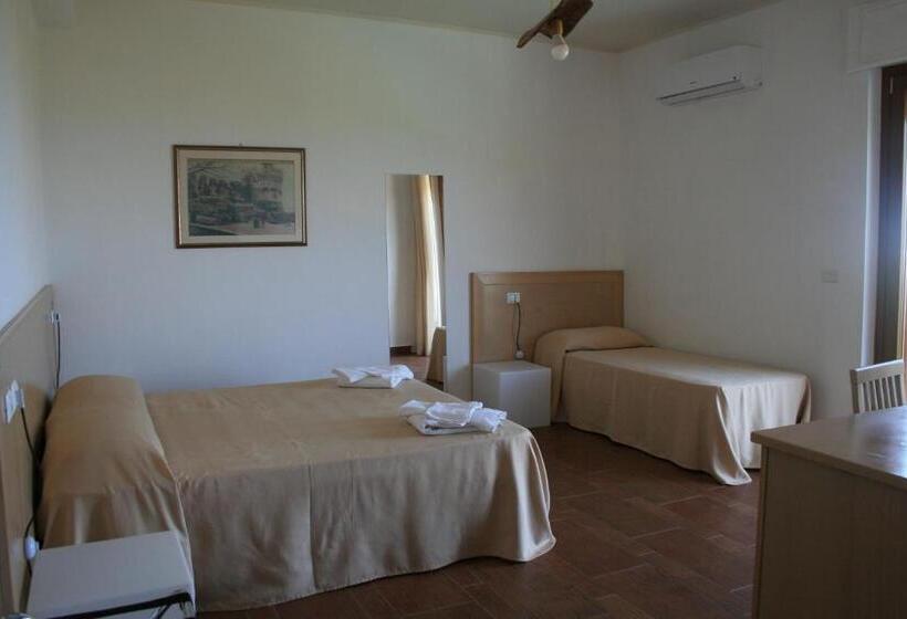 مبيت وإفطار Il Podere Dell Angelo Old Country House