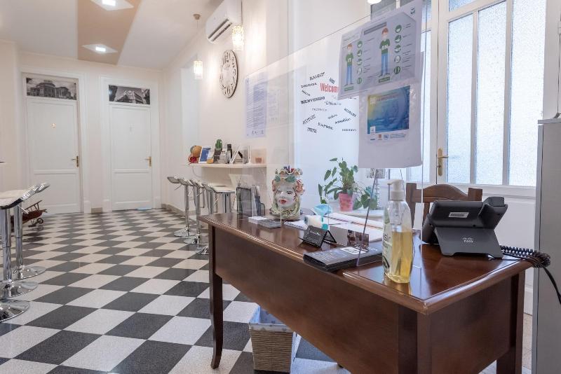 住宿加早餐  Liberty Palace