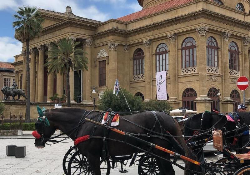 住宿加早餐  Liberty Palace