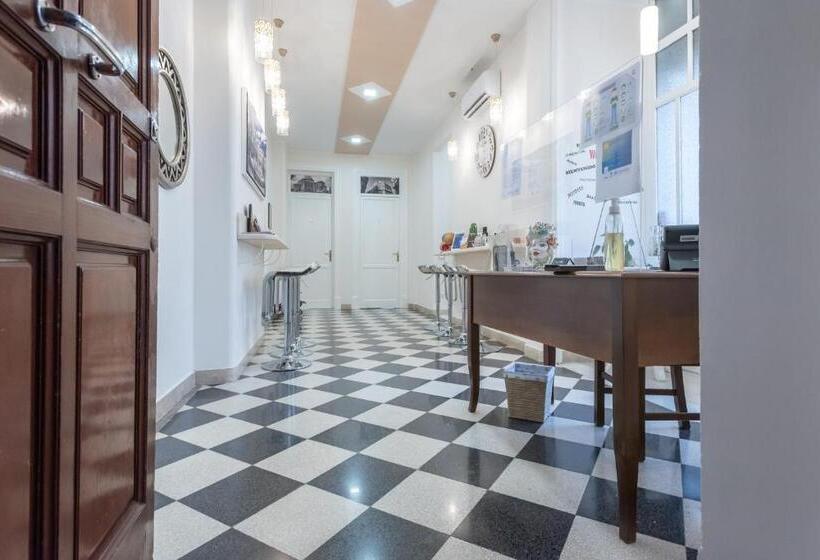 住宿加早餐  Liberty Palace