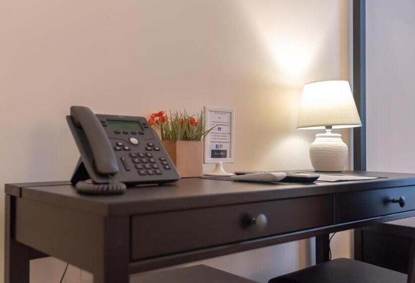 住宿加早餐  Liberty Palace