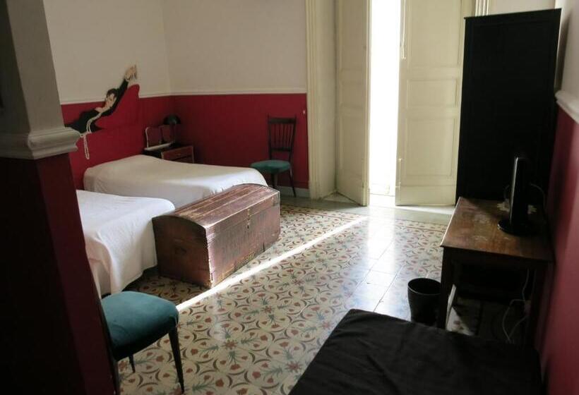 مبيت وإفطار Maison Decò