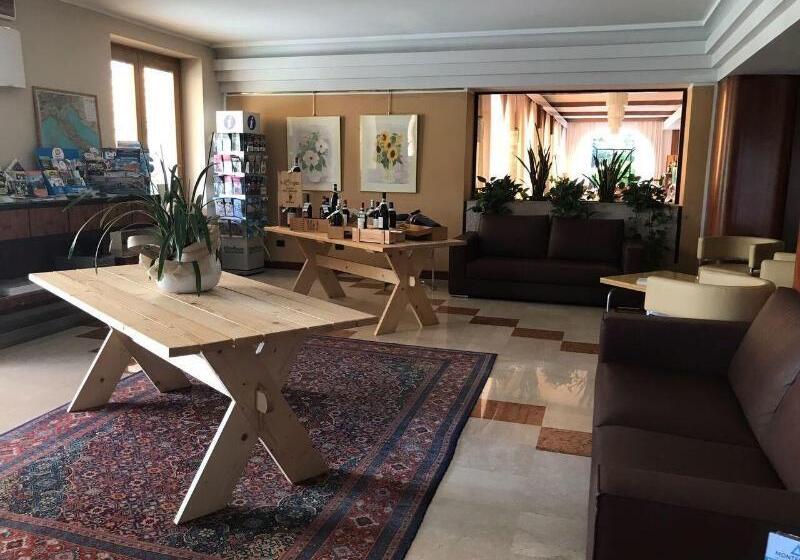 客栈  Parc Hotel Casa Mia