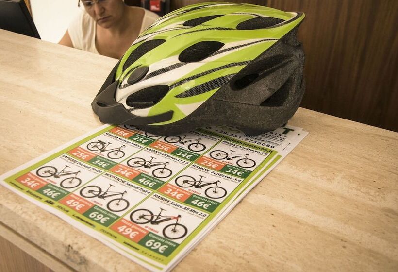 客栈 Poggio Active