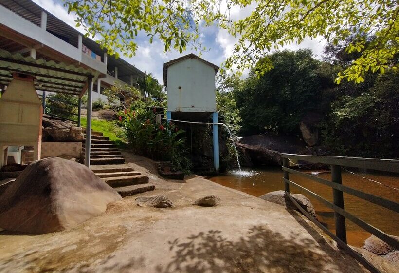 호스텔 Pousada Moinho D água