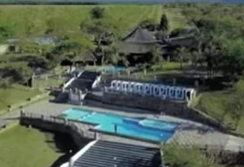 בית מלון כפרי African Rest Lodge