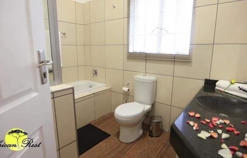 בית מלון כפרי African Rest Lodge