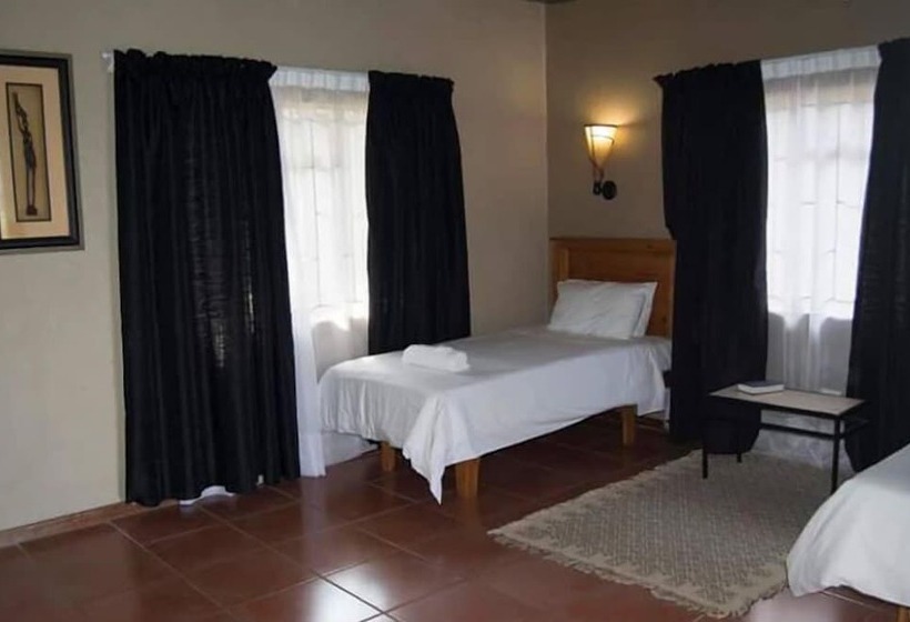 בית מלון כפרי African Rest Lodge