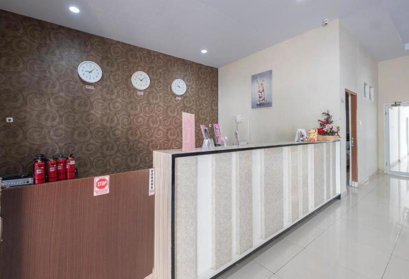 호텔 Astra Novilia