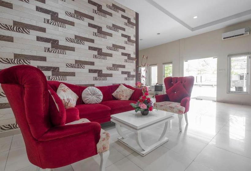 호텔 Astra Novilia